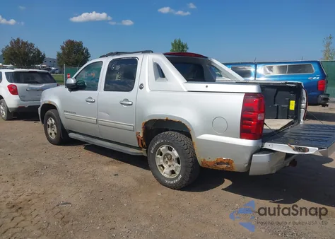2013 Chevrolet Avalanche Ls from USA, damaged, VIN 3GNTKEE78DG190925